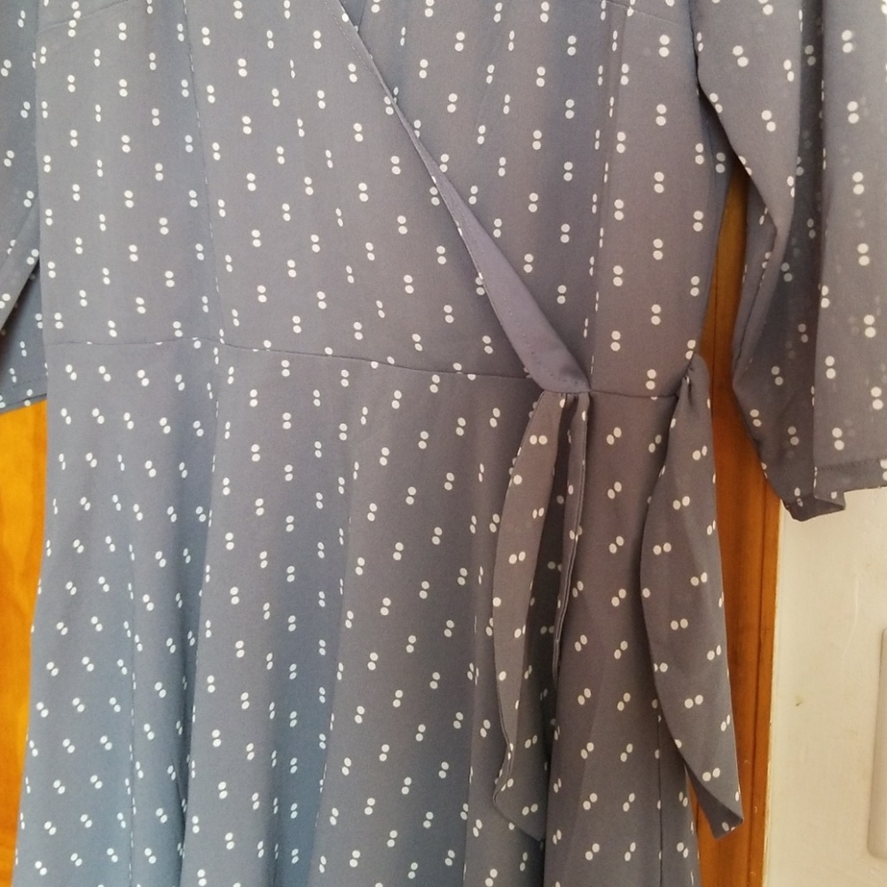 Half sleeve midi dress - Picture 3 of 3